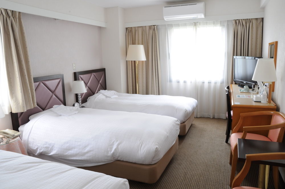 Hotel Terrace Yokohama Йокохама Екстериор снимка